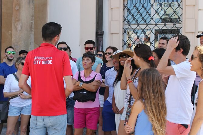 Historic Highlights Walking Tour from Prague - Finding the 10:00 am meeting point
