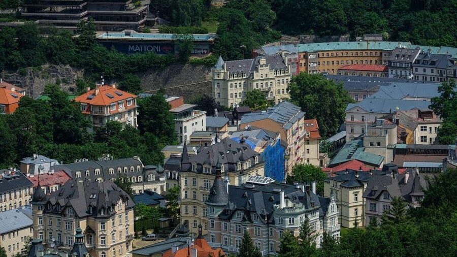 Karlovy Vary: Private Walking Tour - The Colonnades And The Spring Ritual