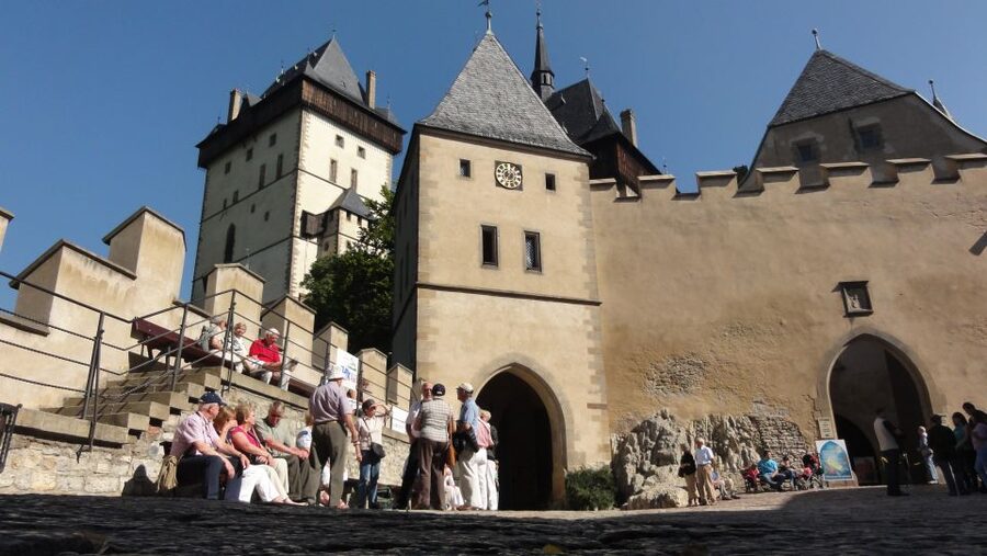Karlstejn Castle & Crystal Manufactory - Private Tour - Key points to know before booking