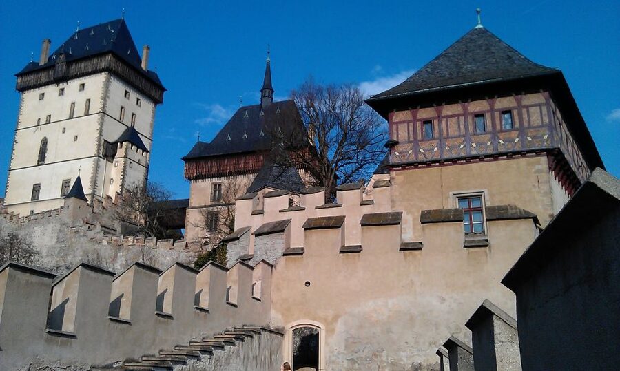 Karlstejn Castle & Crystal Manufactory - Private Tour - Leaving Prague for Karlstejn Castle