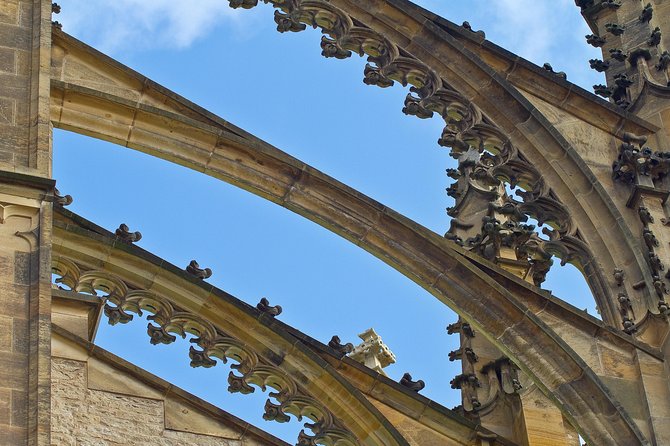 Kutna Hora & St. Barbara Cathedral & Ossuary - The Sedlec Ossuary: a powerful first stop
