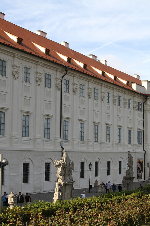 Kutna hora - Unesco - Arriving in a medieval silver town