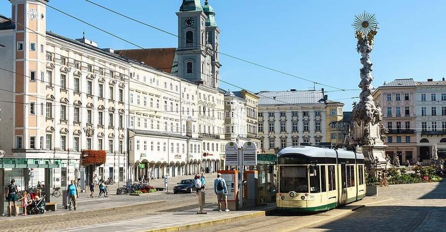 Linz: Private Day Trip to Cesky Krumlov - Key details at a glance