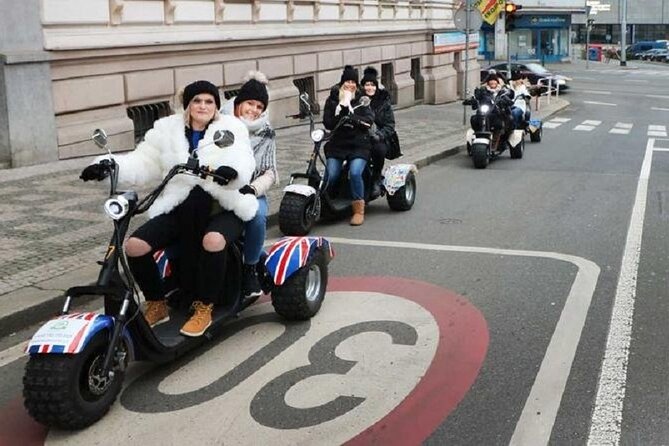 Live-Guided ️Trike-Harley️ Viewpoints tour of Prague - How the guides shape the experience