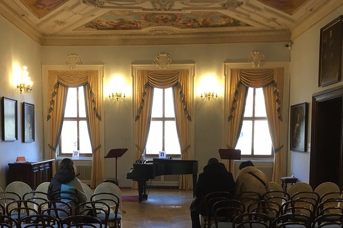Lobkowicz Palace Concert in Prague Ticket - What the one-hour program feels like