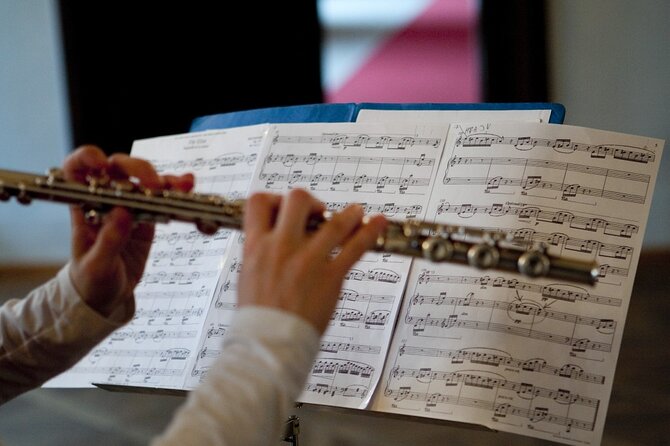 Lobkowicz Palace Concert in Prague Ticket - Dress code: formal on paper, mixed in practice
