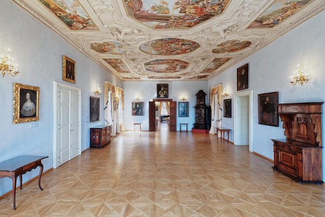 Lobkowicz Palace Museum Entrance Ticket in Prague - Why the family viewpoint adds value