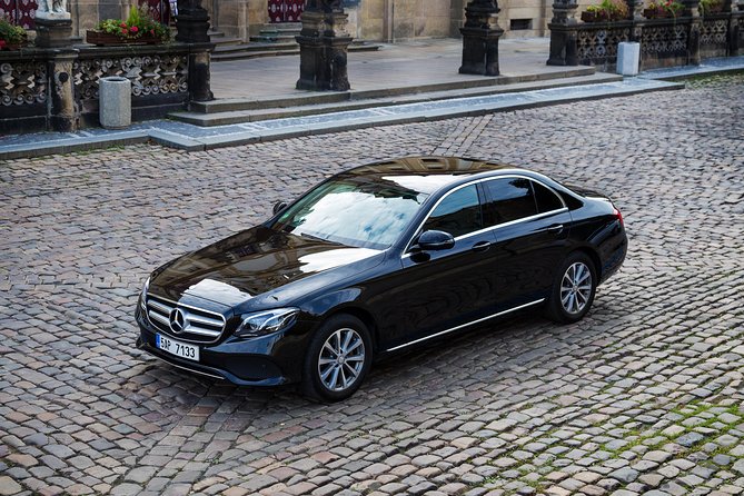 Luxury Private Day trip from Prague to Cesky Krumlov via Hluboka Castle - What the private Mercedes adds to the day