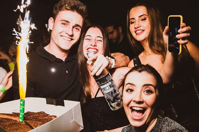 MONDAYS LIKE FRIDAYS - GIRLS 3 FREE DRINKS | Admission Ticket - Arriving for the 10 p.m. start