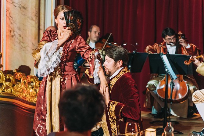 Mozart Concert and Dinner in Prague - Shared tables, private tables, and sightlines