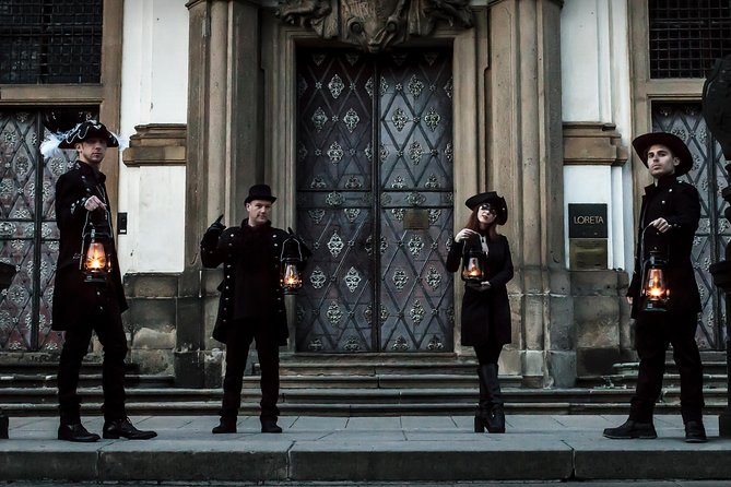 Mystery Tour at Charles Bridge and Prague Castle: Alchemy & Magic - Who will enjoy this tour most
