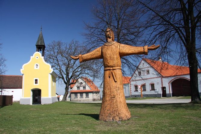One day trips in the surroundings of Cesky Krumlov - Holašovice: A UNESCO Village in One Hour