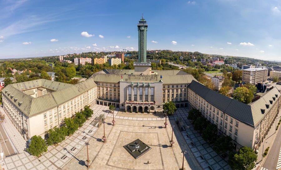 Ostrava: Entrance to the viewing tower of the new town hall - Tourist information in the same building