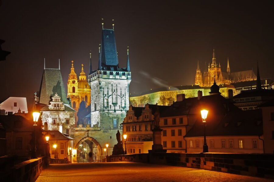 Panoramic Views of Prague Evening Walking Tour - What the $29 price really buys you