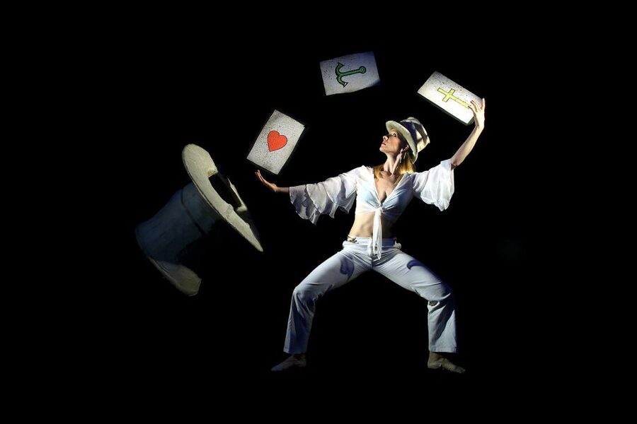 Prague: 1.5-Hour Black Light Theater Srnec Performance - The opening sketches: color, movement, and surprise