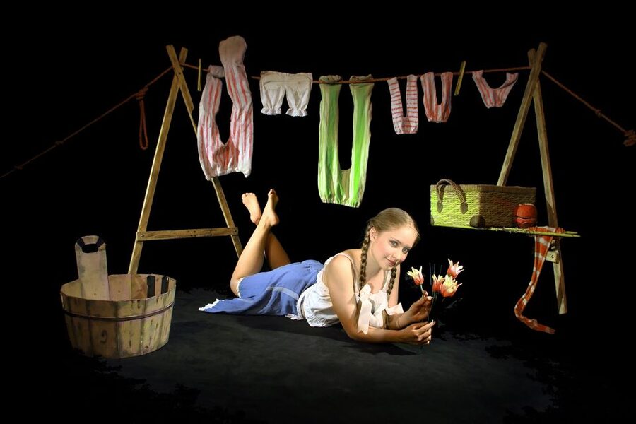 Prague: 1.5-Hour Black Light Theater Srnec Performance - The comic middle: violin, animals, and flying objects