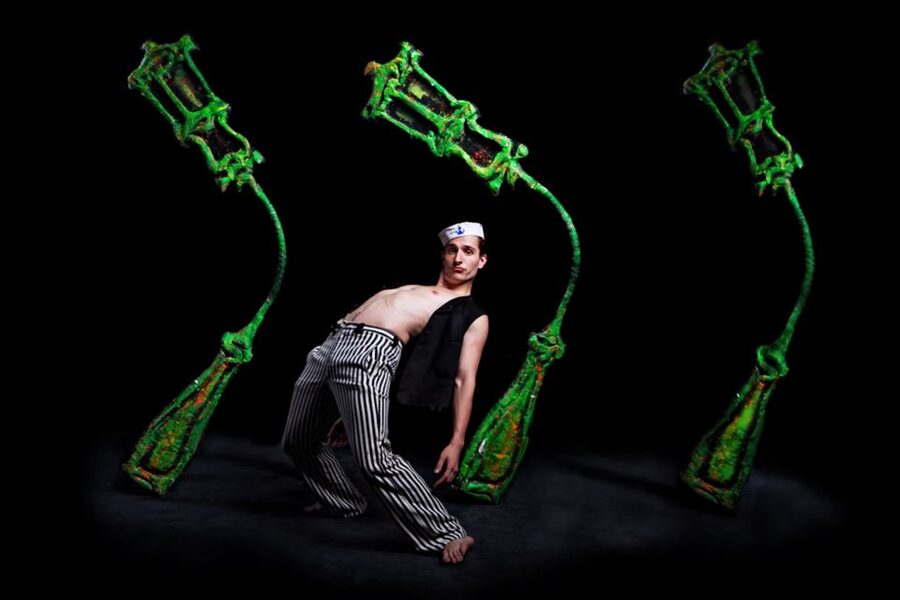 Prague: 1.5-Hour Black Light Theater Srnec Performance - A pause in the 90-minute performance