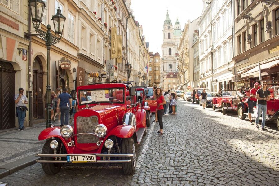 Prague: 1.5–Hour Vintage Car Tour - Best uses for the tour during your Prague stay