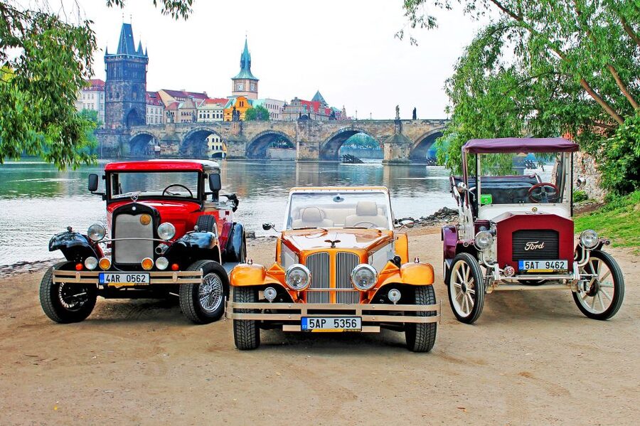 Prague: 1.5–Hour Vintage Car Tour - Dancing House, unusual sculptures, and local surprises