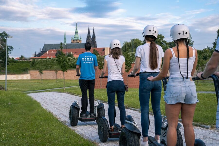 Prague: 1.5-Hours Sightseeing Tour by Segway - Key points at a glance
