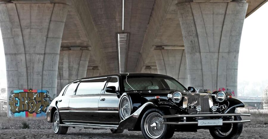 Prague: 1-Hour Vintage Limousine Rental - What the one-hour ride actually feels like