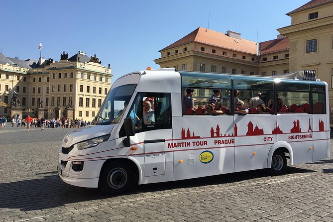 Prague 2-hour Panoramic Bus Tour - The Prague Castle walking break