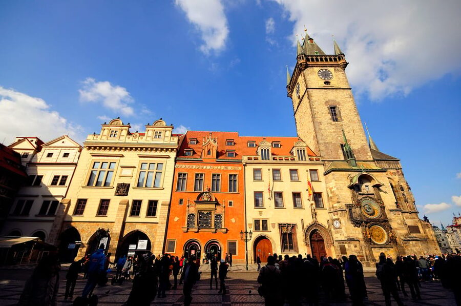 Prague: 2 hours city tour + 1 hour boat cruise - The Vltava route toward Charles Bridge