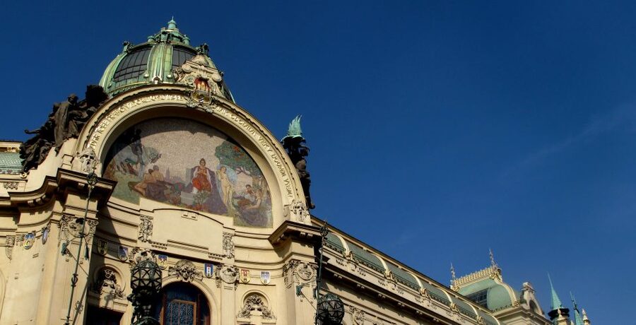 Prague 3-Hour Architectural Tour - Charles Bridge: a half-hour crossing with a practical purpose
