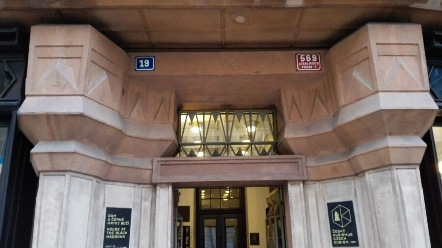 Prague 3-Hour Architectural Tour - New Town: Art Nouveau and Cubism take the stage