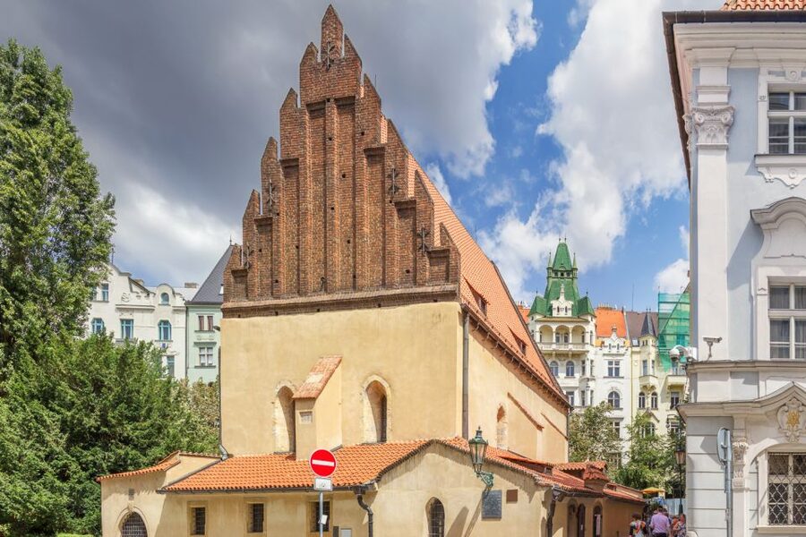 Prague: 4-Hour Segway and Scooter Tour with Lunch and Drinks - How the $118 price compares with the experience