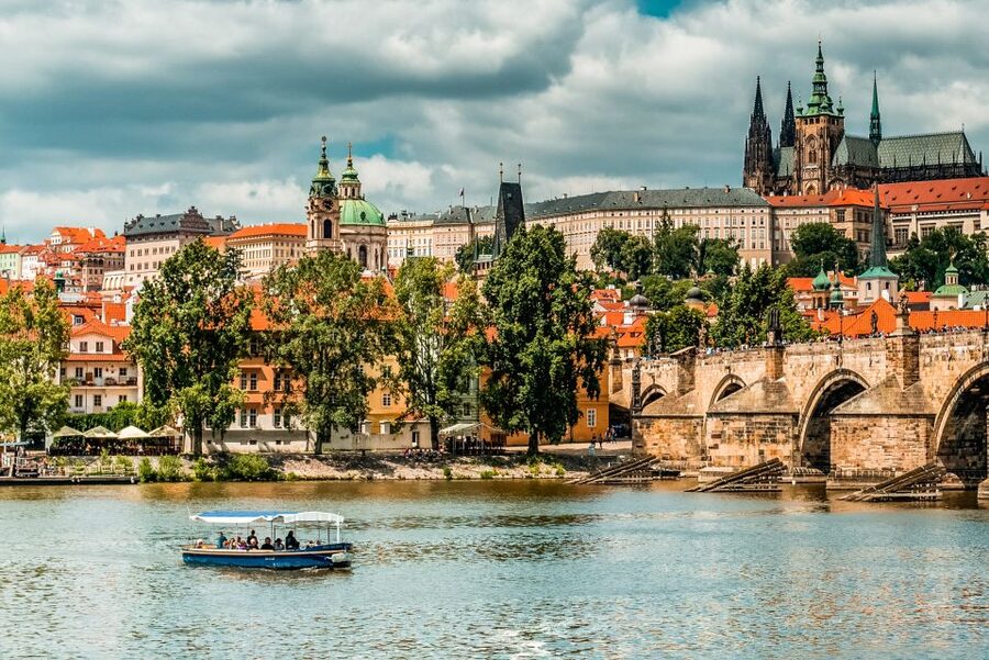 Prague: 45-Minute Sightseeing Cruise to Devil's Channel - Why this small Prague cruise works so well