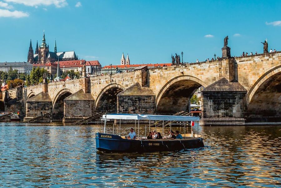 Prague: 45-Minute Sightseeing Cruise to Devil's Channel - The Grand Priory Mill and Kampa Island