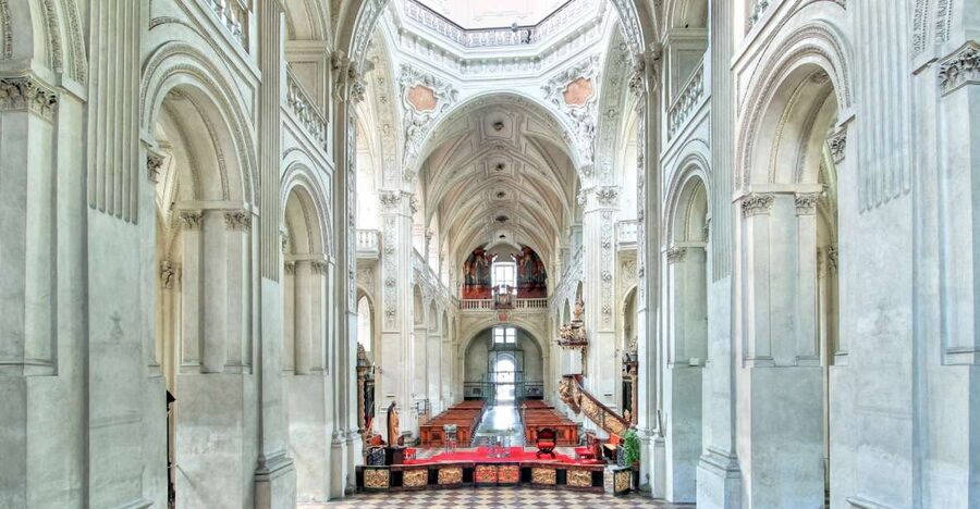 Prague: A. Vivaldi Four Seasons at St. Salvator Church - Seats, ticket exchange, and arrival advice