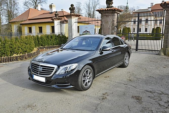 Prague airport luxury transfer by a Mercedes Benz S class - How the Mercedes S Class changes the arrival