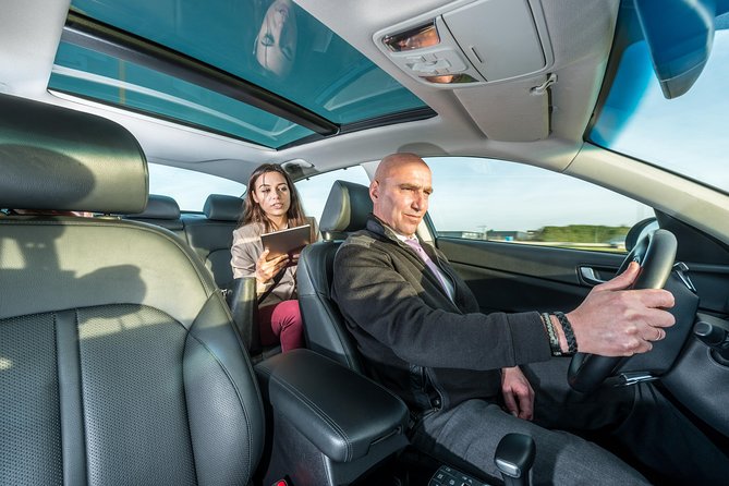 Prague Airport (PRG) Departure Transfer from Prague City - The $52.09 price and who gets good value