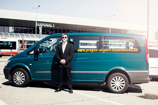Prague Airport Shared Departure Transfer - Comfort on a short Prague airport run