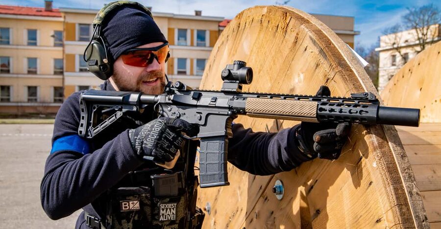 PRAGUE AIRSOFT SHOOTING GAMES - Choosing the Indoor Arena Near Prague 11
