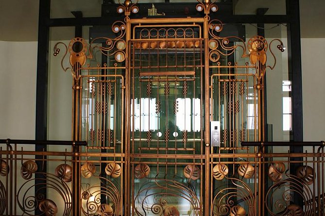 Prague Art Nouveau and Cubism Walking Tour - Prague Main Train Station and practical modernity