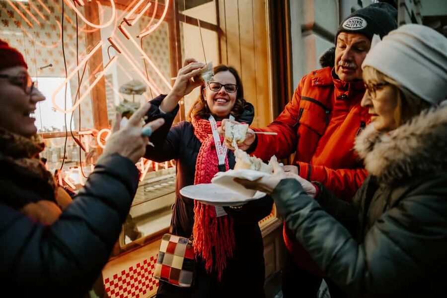 Prague: Award-Winning Old Town Food Tour with Four Drinks - What this Prague food tour is really trying to do
