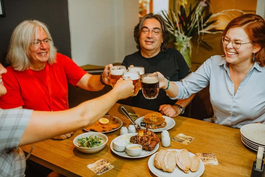 Prague: Award-Winning Old Town Food Tour with Four Drinks - Walking through Old Town between plates