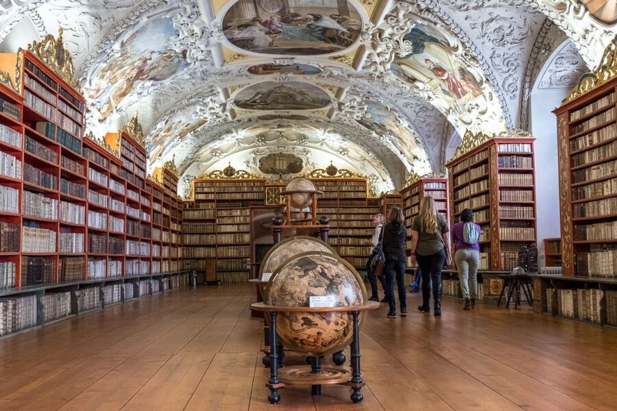 Prague Beer and Baroque: A Highbrow Brew Tour - Timing, group size, and the practical side