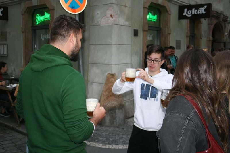Prague Beer History: Highlights Tour with Tasting - Walking from Malá Strana to Charles Bridge