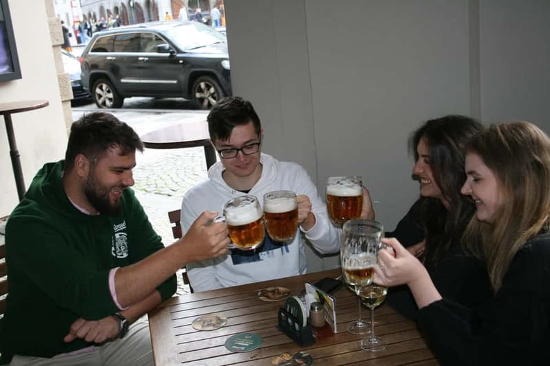Prague Beer History: Highlights Tour with Tasting - What the beer lessons add