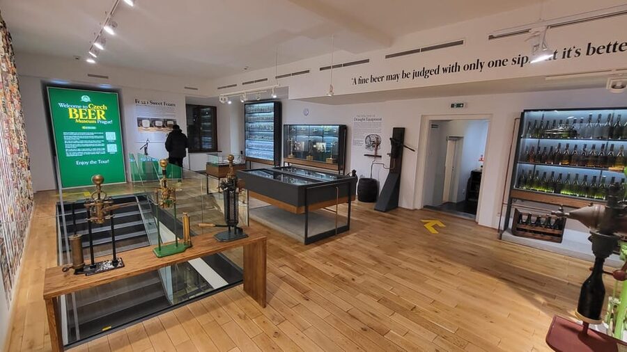 Prague: Beer Museum Tour with Tasting and Beer Bottling - Bottling your own beer and designing the best souvenir