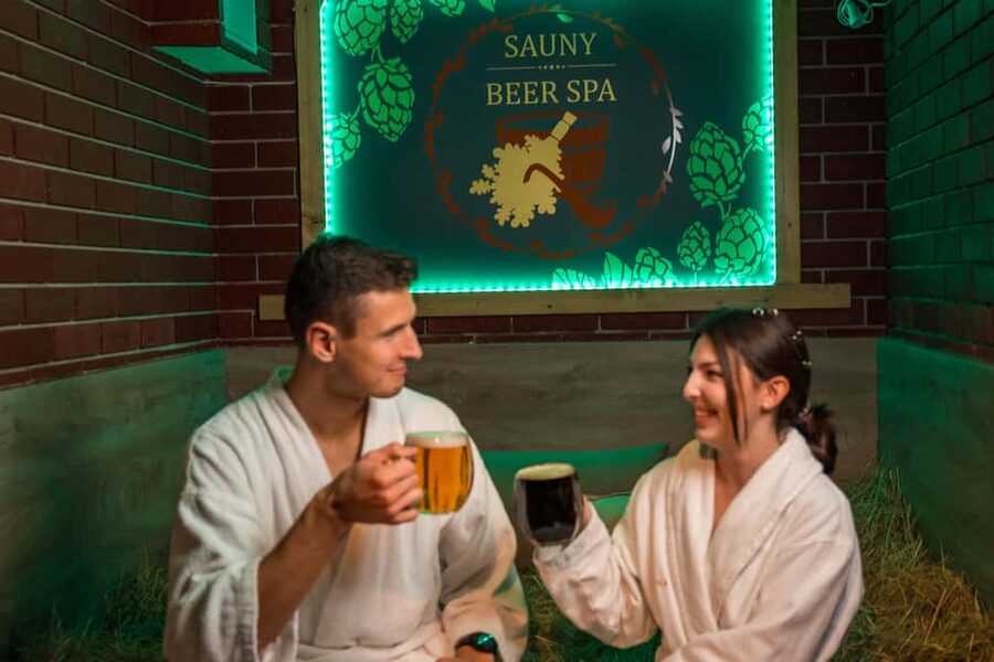 Prague: Beer Spa Experience with Unlimited Beer and Sauna - Your one-hour visit, step by step