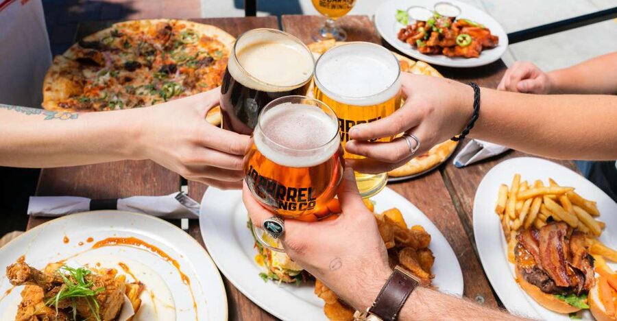 Prague beer tour with brewery visit and tasting - The small group and guide experience