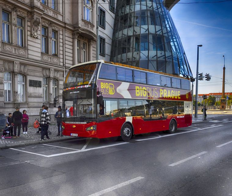 Prague: Big Bus Hop-on Hop-off, Castle Tour and River Cruise - What this Prague tour actually includes