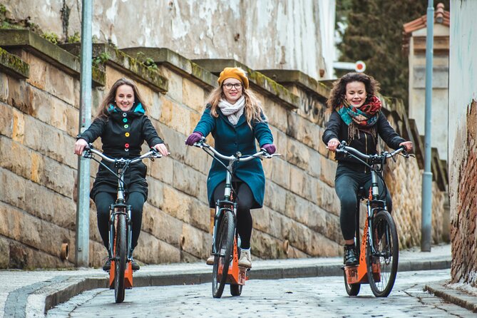 Prague Bike Tour - Guide quality is the tour’s biggest strength