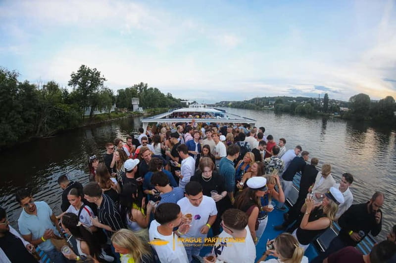 Prague : Boat Party with Afterparty at EPIC - Is $27 good value?