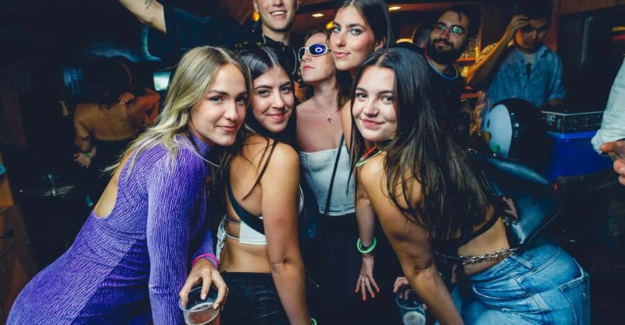 Prague: Boat Party with Unlimited Drinks & After Party Entry - Boarding the Vltava for two hours
